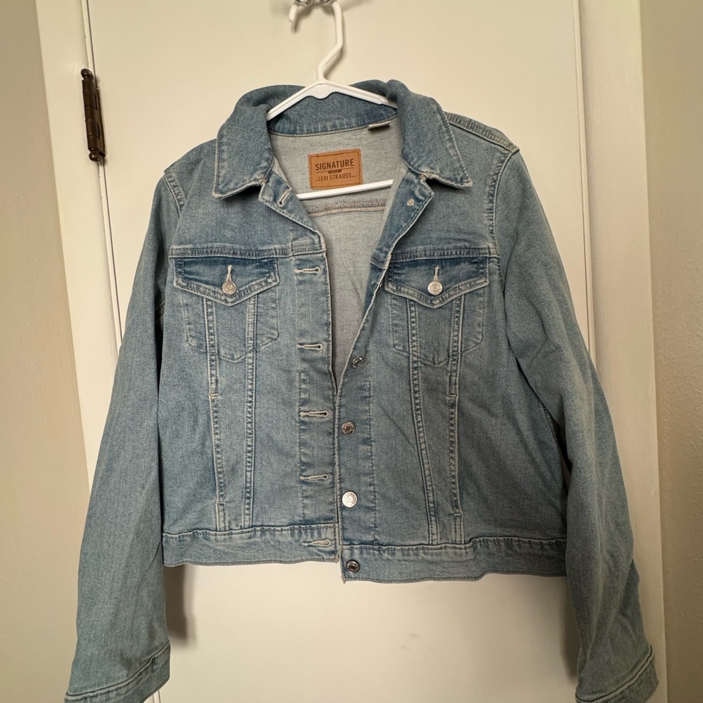 Women’s Levi's Signature Light Blue Denim Jacket